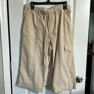 Karen Scott Women’s Cargo Capri Pants – Size L – 100% Cotton – New Without Tags
